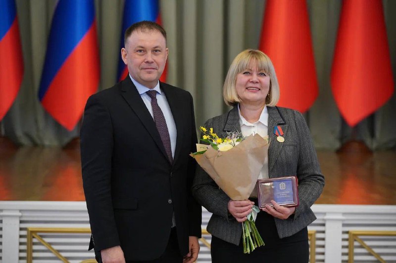 Илья Середюк поздравил сотрудников ЖКХ с профессиональным праздником Илья Середюк поздравил сотрудников ЖКХ с профессиональным праздником