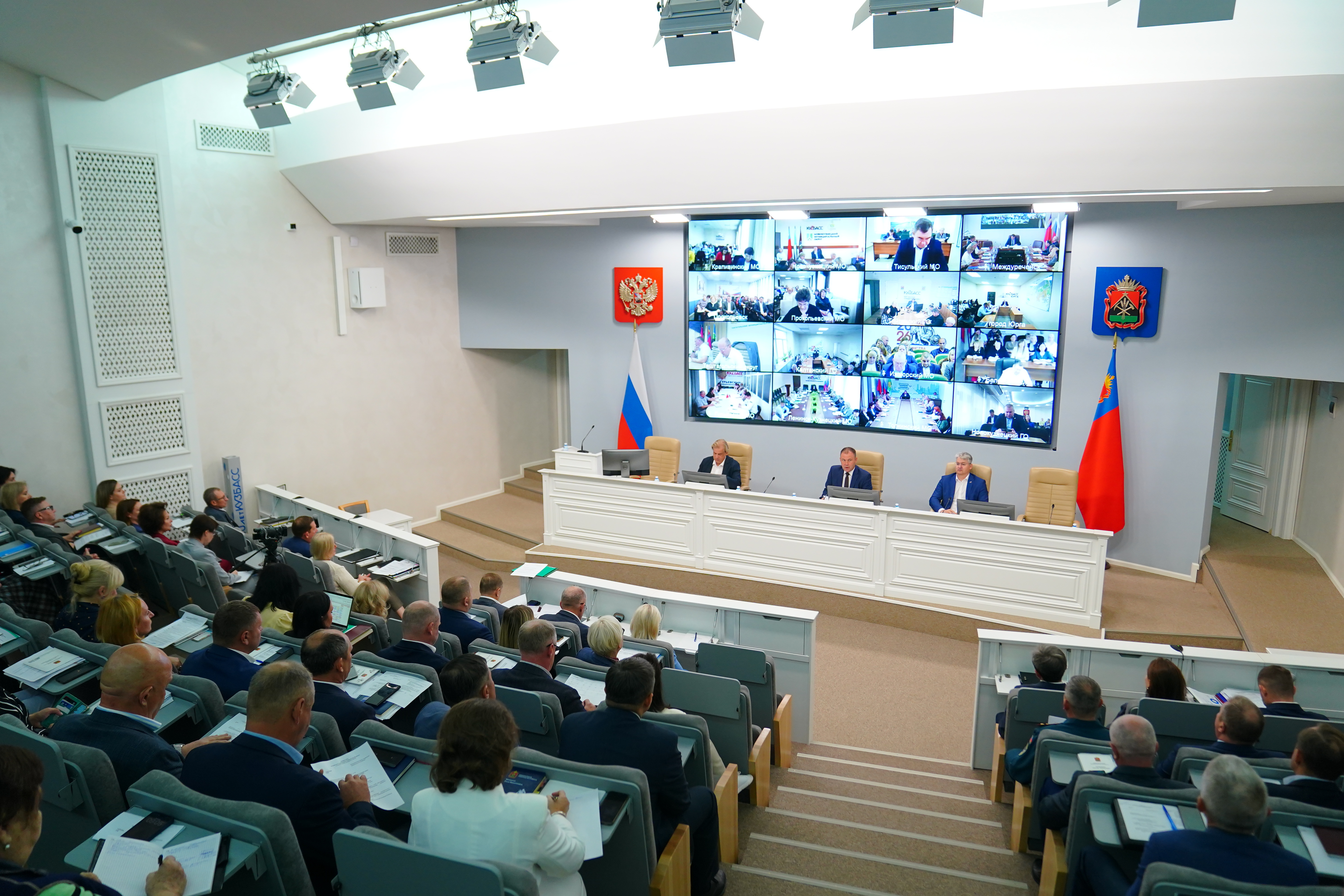 Илья Середюк: в этом году раздадим в Кузбассе более 10 тысяч овощных наборов
